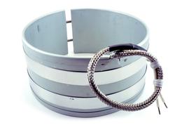 Band heater with B2 stainless steel braid leads